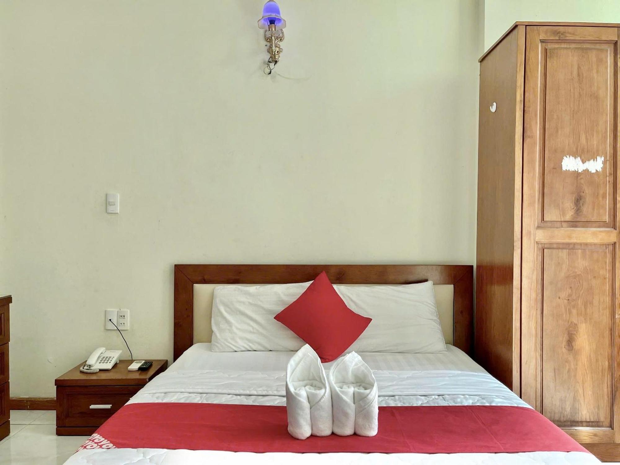 Nhu Y Hotel Ho Chi Minh City Bagian luar foto
